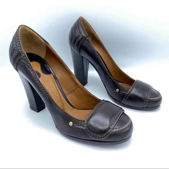 Chloe Brown Leather Round Toe Pumps Heels - Picture 14 of 14